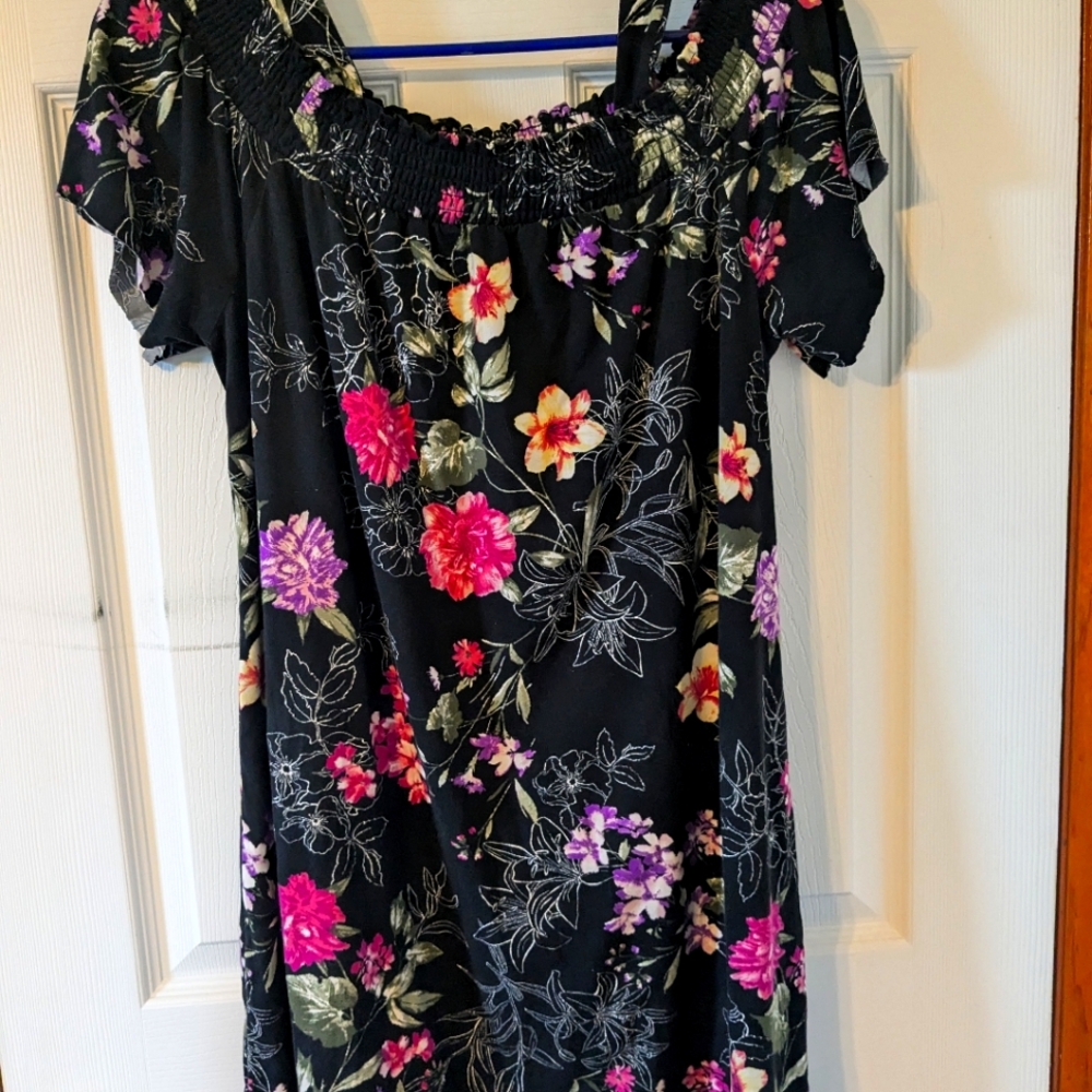 Black with Tropical Dress 1x